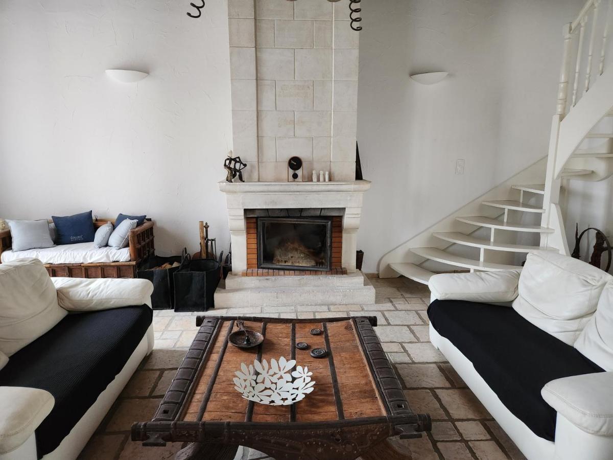 Maison Laurenza 2 Chambres D'Hotes Saint-Jean-de-Liversay エクステリア 写真